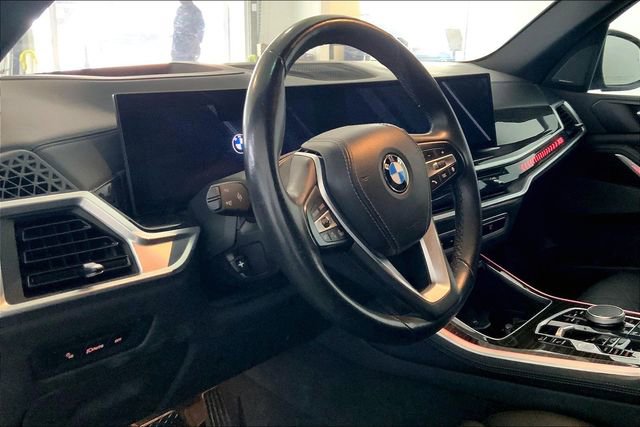 Used 2024 BMW X5 xDrive40i AWD/4WD image 7