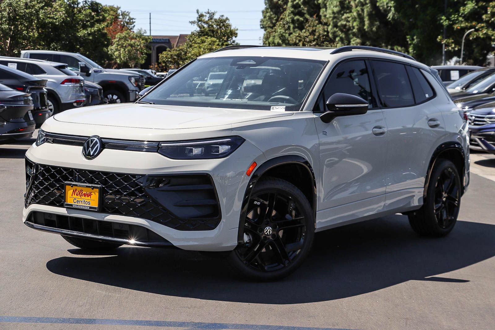 New 2026 Volkswagen Tiguan SE R-Line
