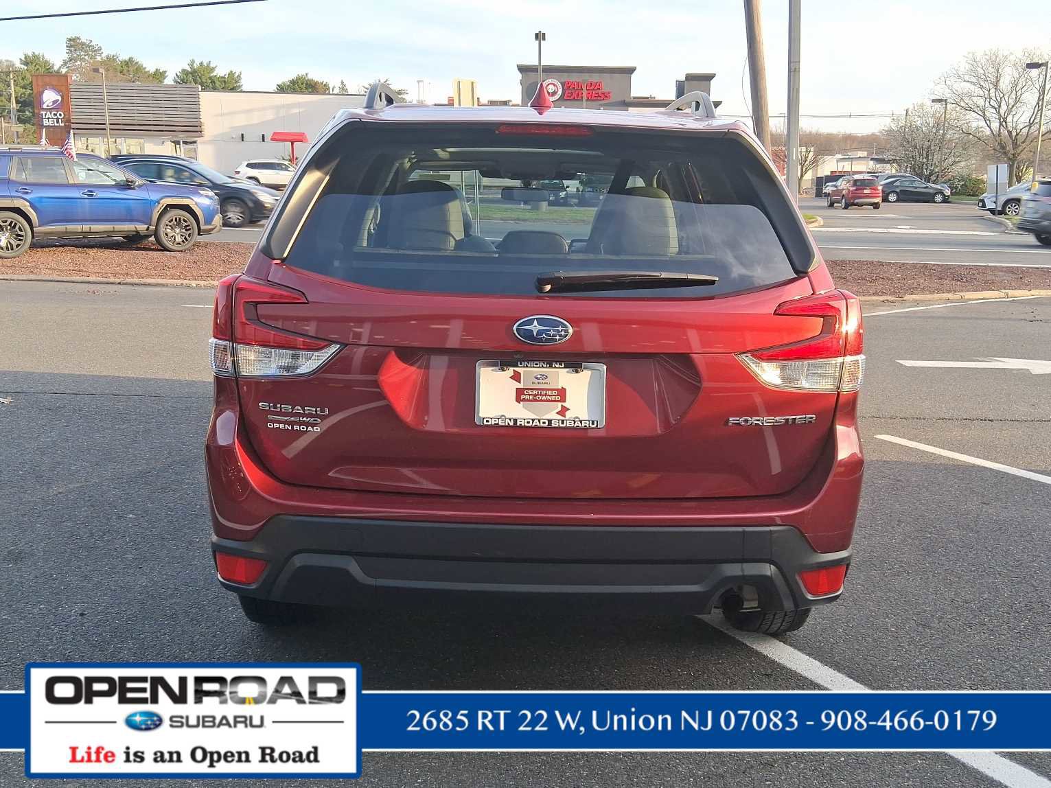 Used 2023 Subaru Forester Premium image 6