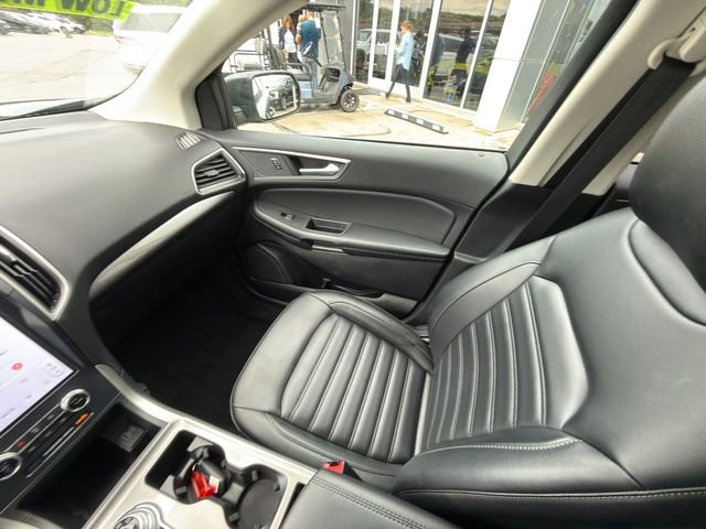 Used 2023 Ford Edge SEL w/ Convenience Package image 19