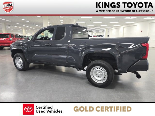 Used 2025 Toyota Tacoma SR AWD/4WD image 4