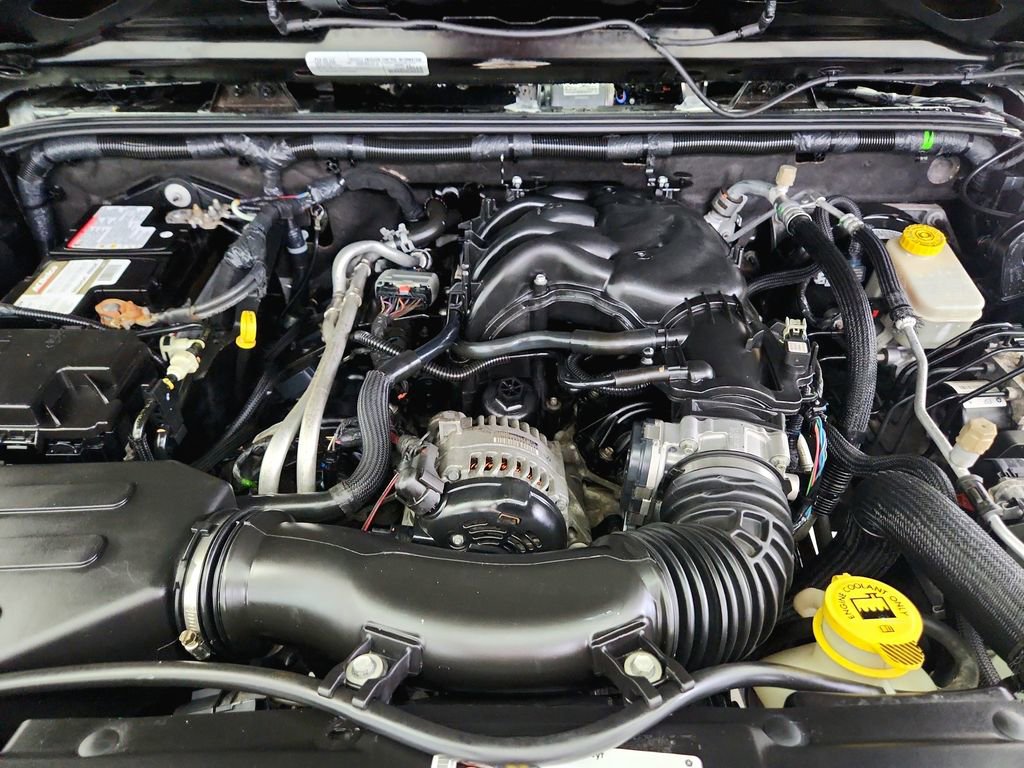 Used 2016 Jeep Wrangler Unlimited Sport w/ Quick Order Package 23S AWD/4WD image 28