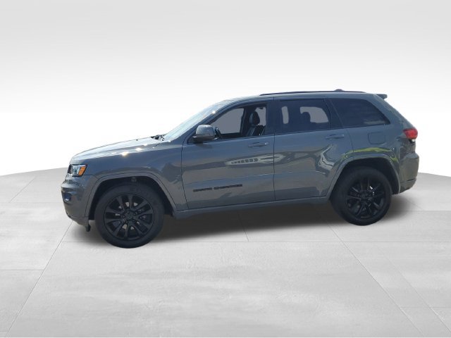 Used 2020 Jeep Grand Cherokee Altitude RWD image 7