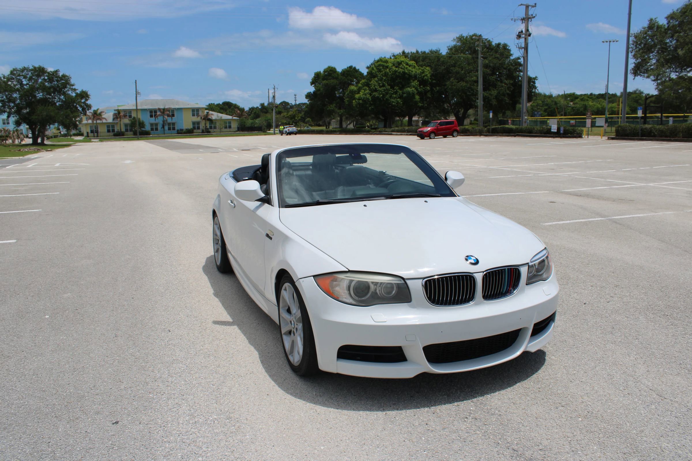 Used 2013 BMW 135i Convertible RWD image 37