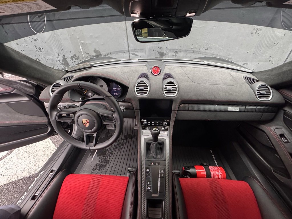 Certified 2025 Porsche 718 Boxster Spyder RS image 21