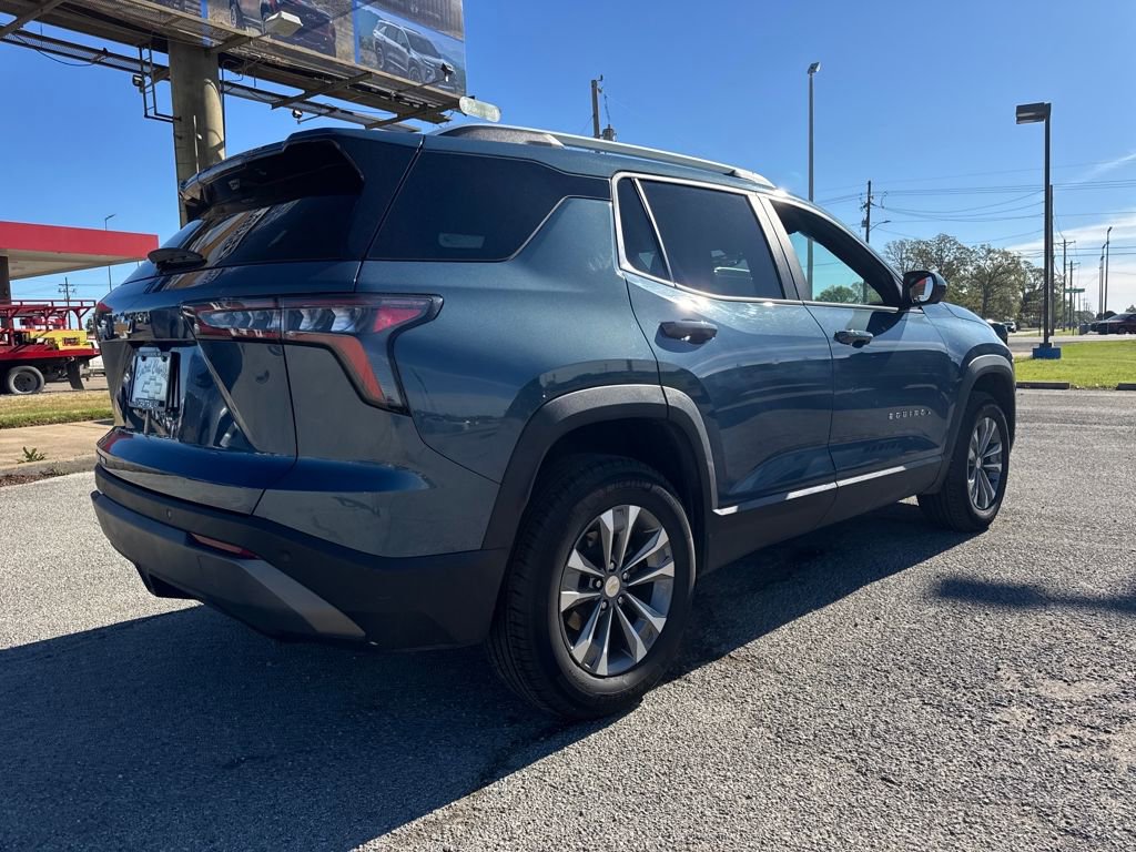 Used 2025 Chevrolet Equinox LT w/ Convenience Package II image 7