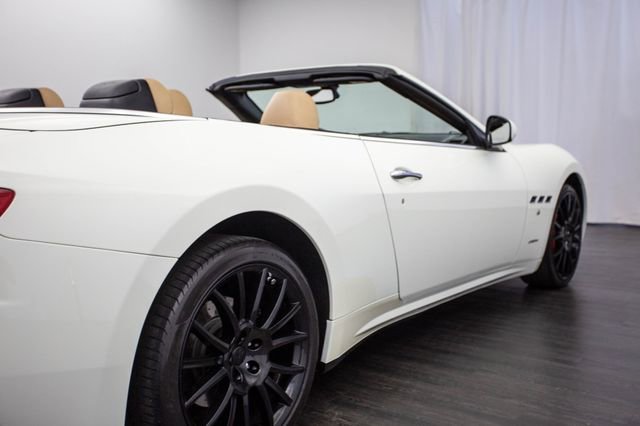 Used 2011 Maserati GranTurismo Convertible image 29