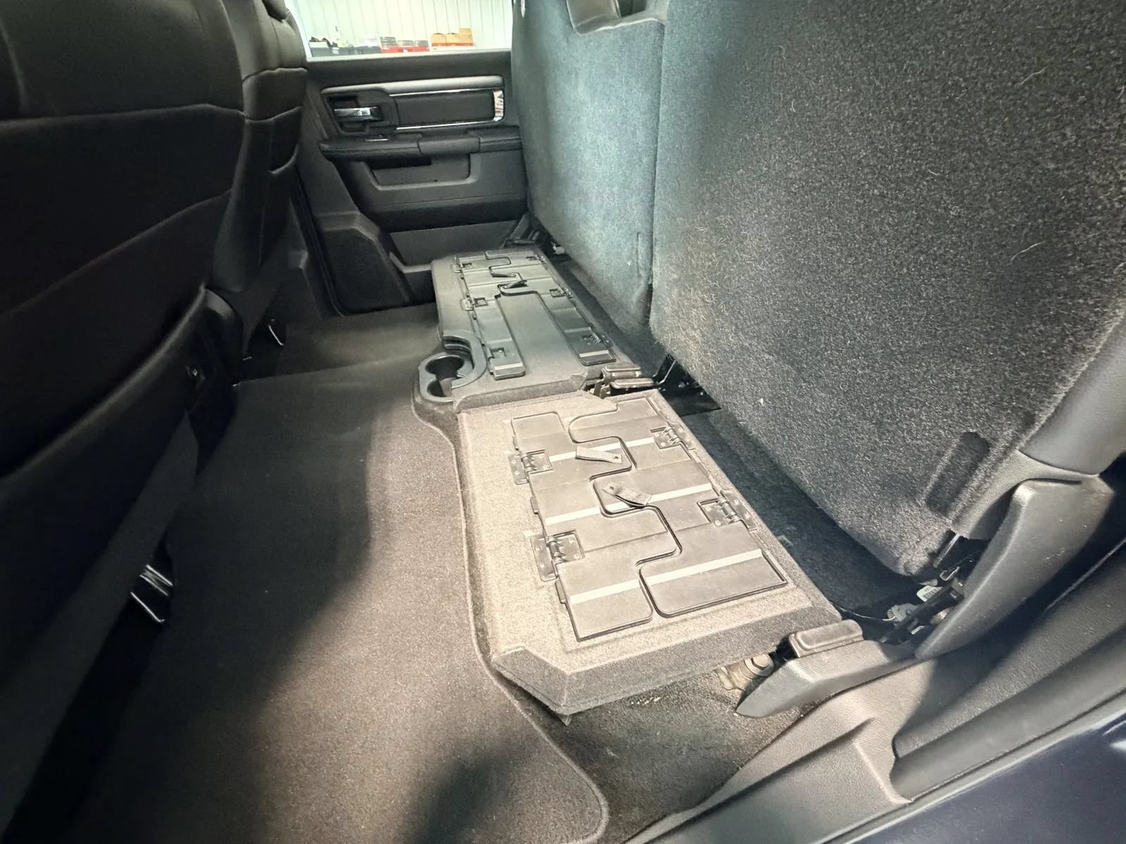 Used 2015 RAM 1500 Sport w/ Convenience Group AWD/4WD image 17