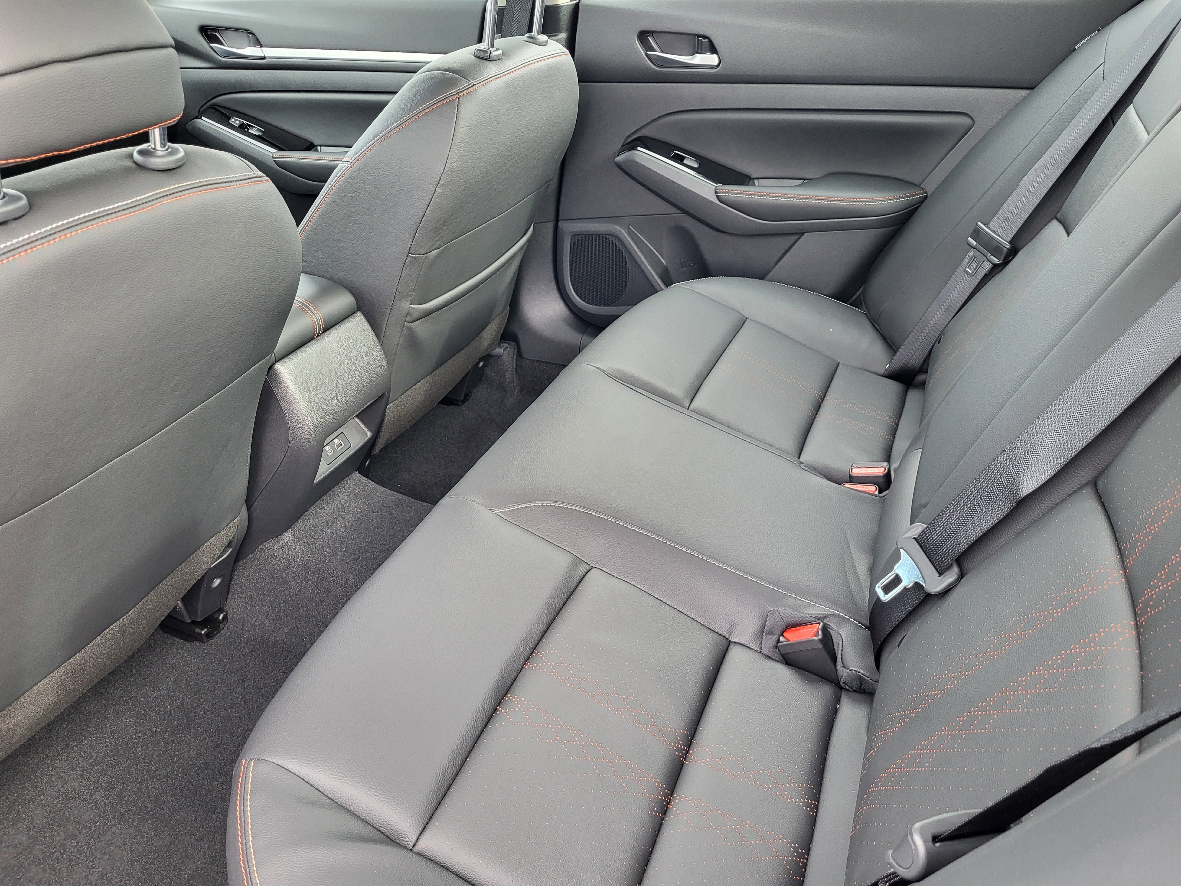 New 2025 Nissan Altima 2.5 SR w/ SR Premium Package image 11