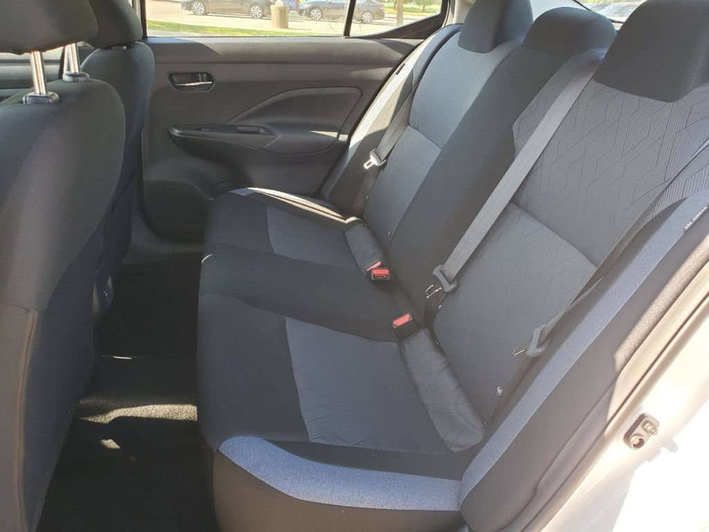 New 2025 Nissan Versa SV w/ Trunk Package FWD image 11