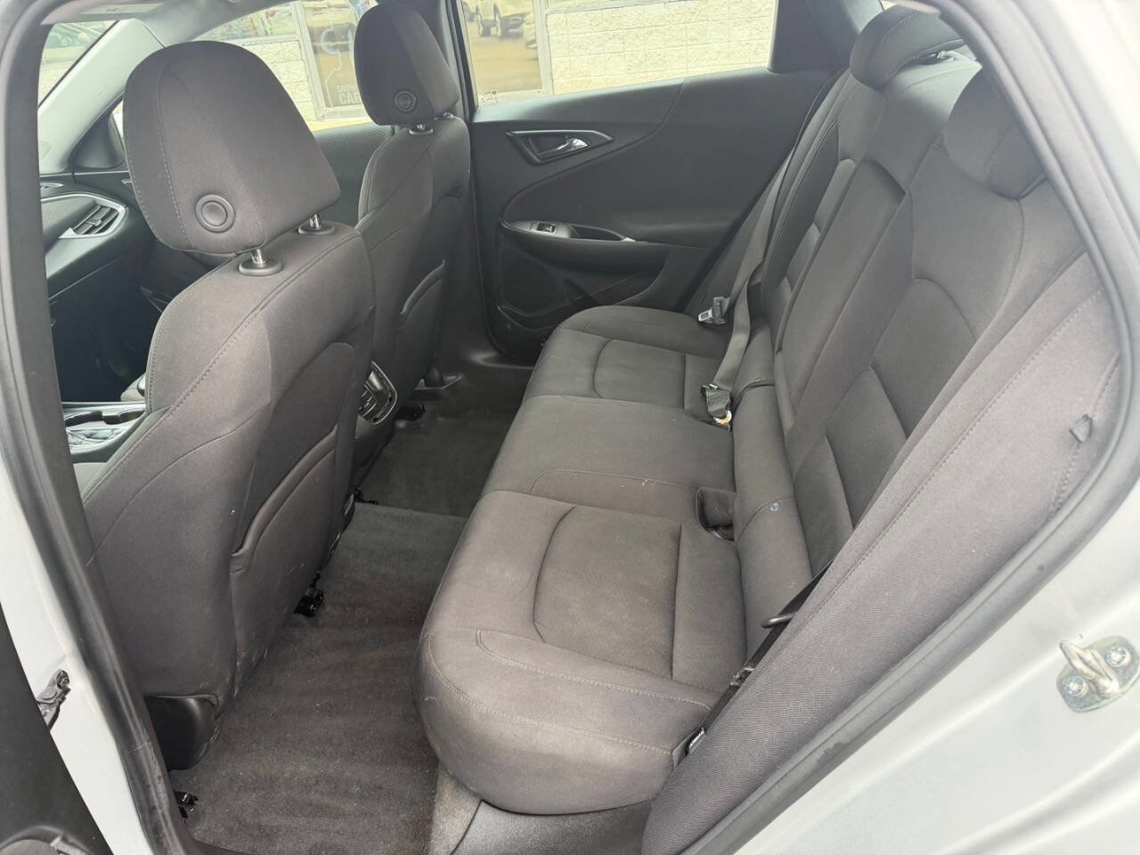 Used 2022 Chevrolet Malibu LT FWD image 10