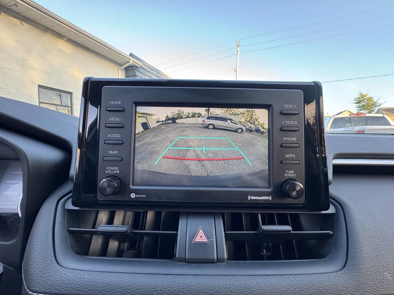 Used 2020 Toyota RAV4 LE image 27
