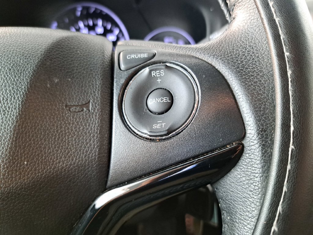 Used 2022 Honda HR-V Sport image 17