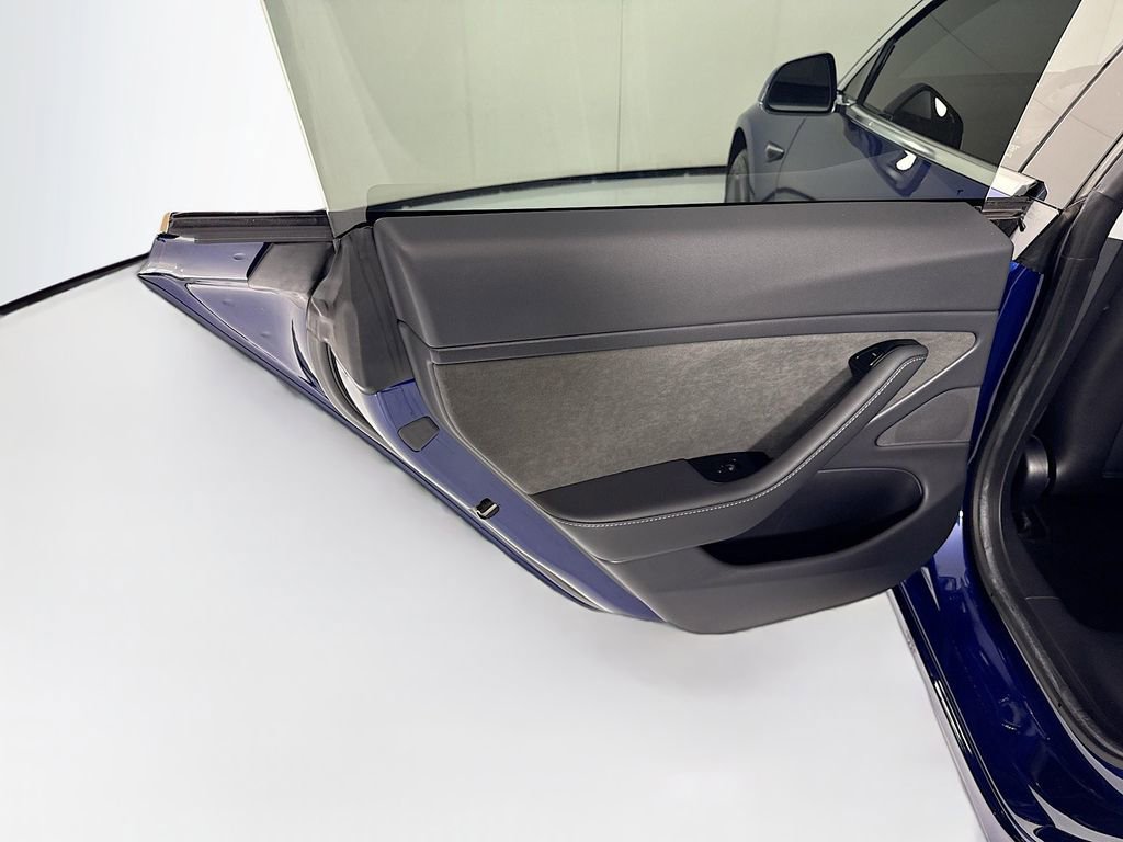 Used 2020 Tesla Model 3 Long Range AWD/4WD image 27