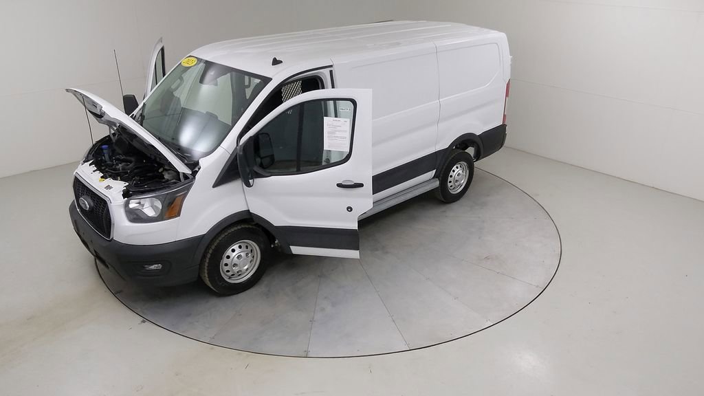 Certified 2023 Ford Transit 250 Low Roof AWD w/ Exterior Upgrade Package image 50