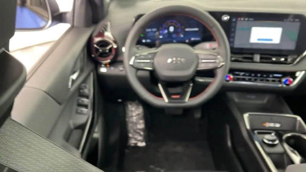 New 2025 Chevrolet Equinox RS image 14