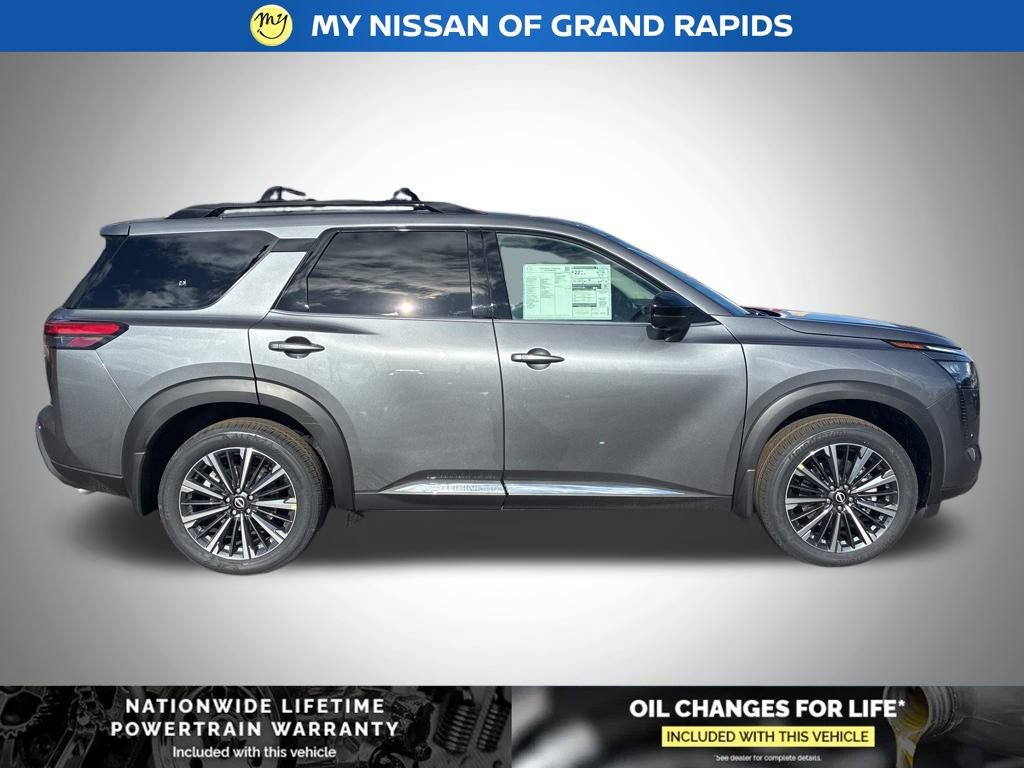 New 2026 Nissan Pathfinder Platinum image 8