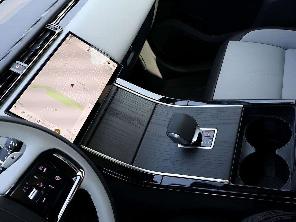 New 2026 Land Rover Range Rover Velar Dynamic SE image 21