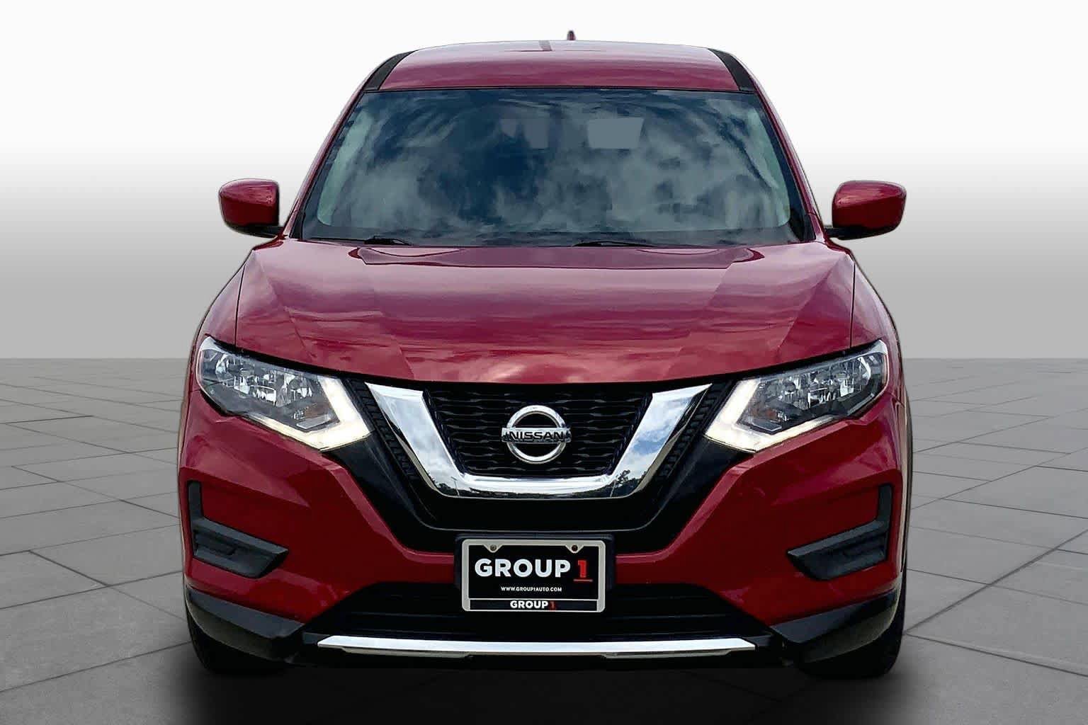 Used 2017 Nissan Rogue S AWD/4WD image 4