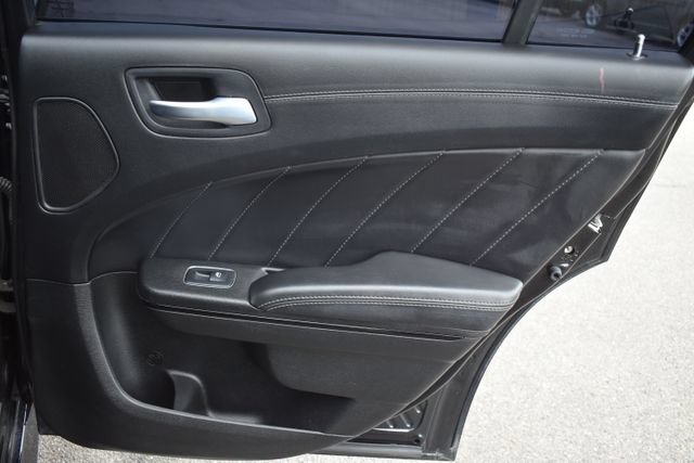 Used 2022 Dodge Charger R/T w/ Plus Group RWD image 43