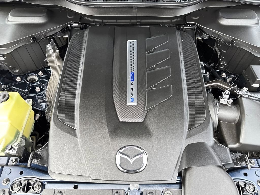 Used 2024 MAZDA CX-90 Plug-In Hybrid w/ Preferred AWD/4WD image 40