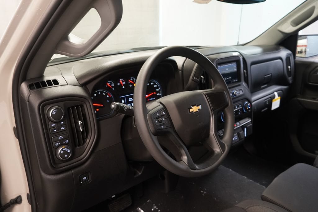 New 2026 Chevrolet Silverado 1500 Custom w/ Turbomax Blackout Package AWD/4WD image 6