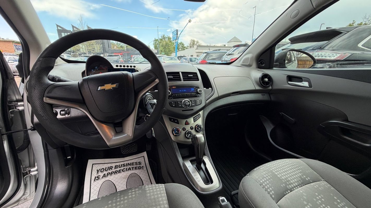 Used 2012 Chevrolet Sonic LS FWD image 8