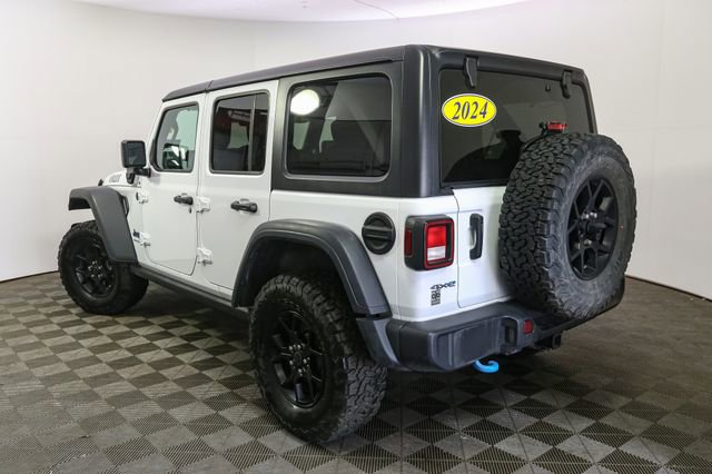 Used 2024 Jeep Wrangler Unlimited AWD/4WD image 9