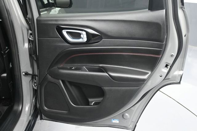 Used 2023 Jeep Compass Trailhawk AWD/4WD image 13
