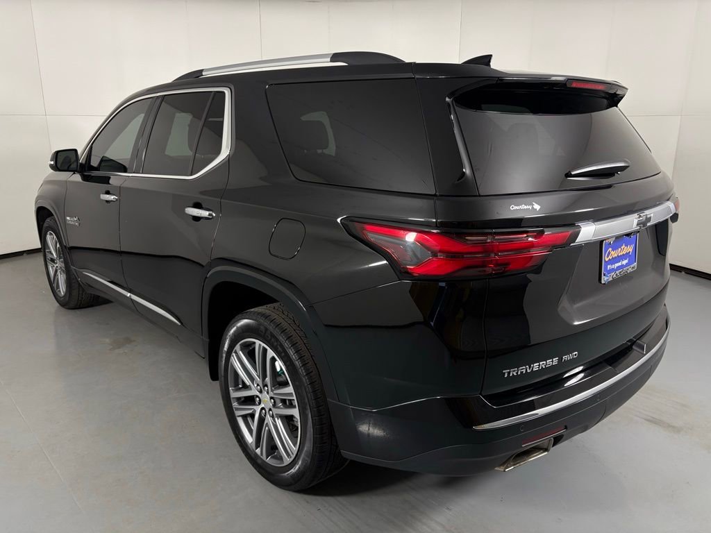 Used 2023 Chevrolet Traverse High Country w/ LPO, Floor Liner Package image 6
