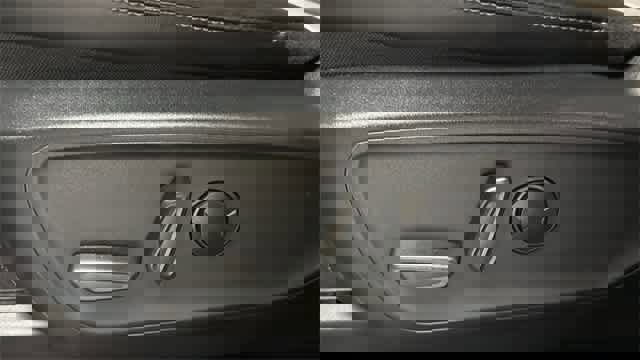 Used 2024 Ford Escape Platinum image 16