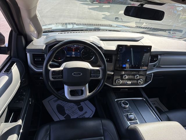 Used 2022 Ford Expedition XLT AWD/4WD image 14