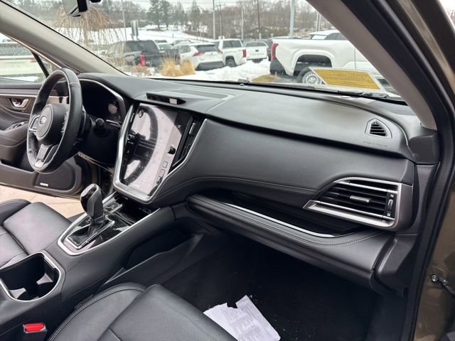 Used 2023 Subaru Outback Limited image 32