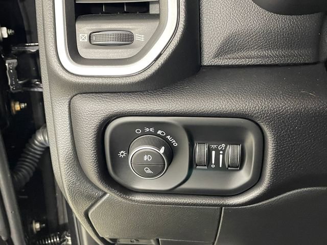 Used 2020 RAM 2500 Big Horn w/ Towing Technology Group image 12