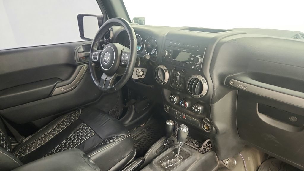 Used 2017 Jeep Wrangler Unlimited Sport w/ Quick Order Package 24S AWD/4WD image 25