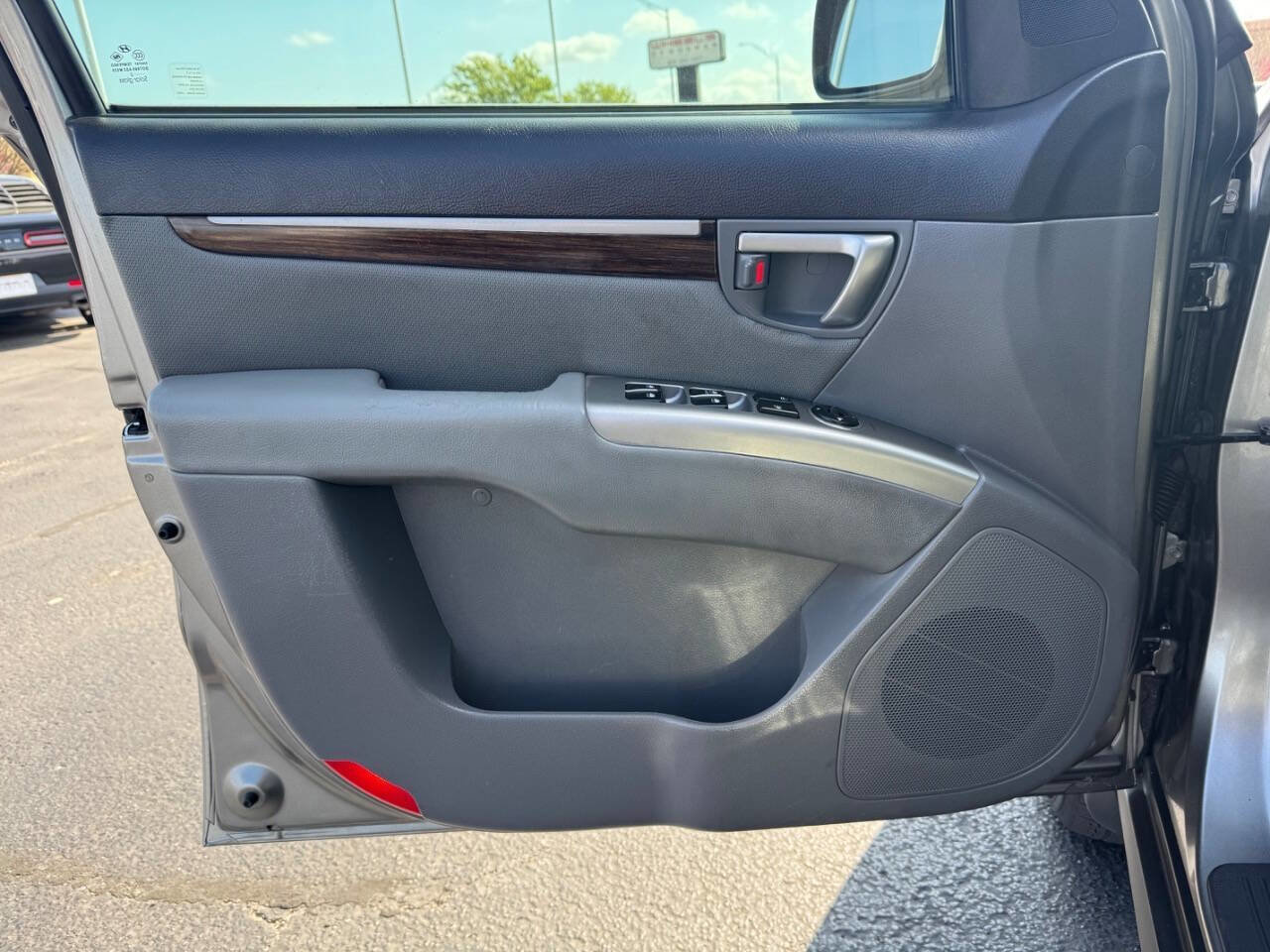 Used 2012 Hyundai Santa Fe GLS image 15