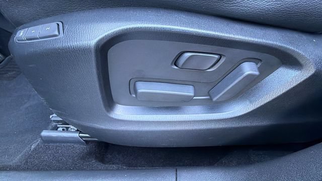 Used 2025 MAZDA CX-5 AWD 2.5 S w/ Preferred Package image 18