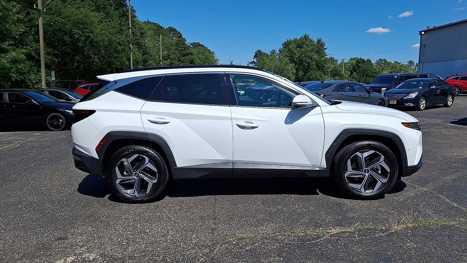 Certified 2024 Hyundai Tucson Limited AWD/4WD image 9