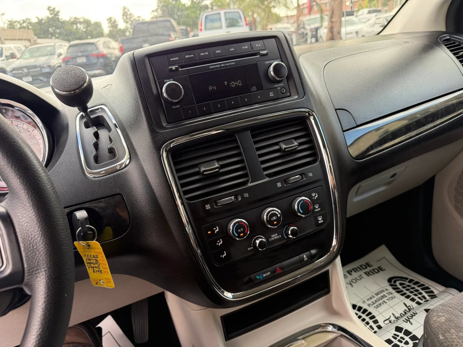 Used 2013 Dodge Grand Caravan SXT FWD image 22