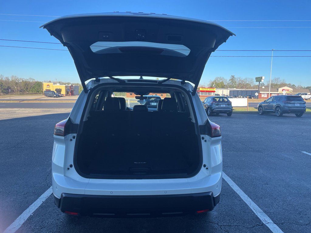 New 2026 Nissan Rogue SV image 22