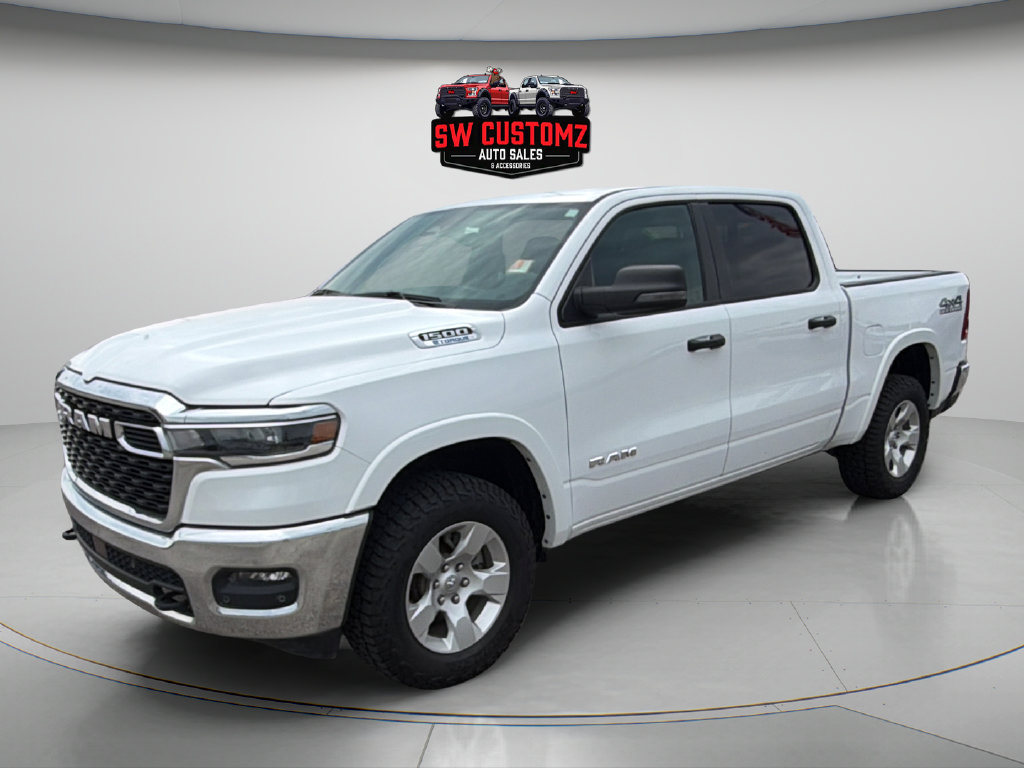 Used 2025 RAM 1500 Big Horn AWD/4WD image 3