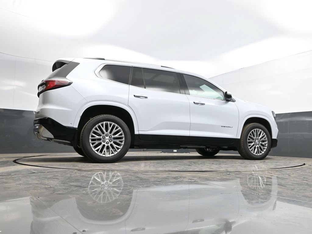 New 2026 GMC Acadia Denali w/ Super Cruise Package AWD/4WD image 39