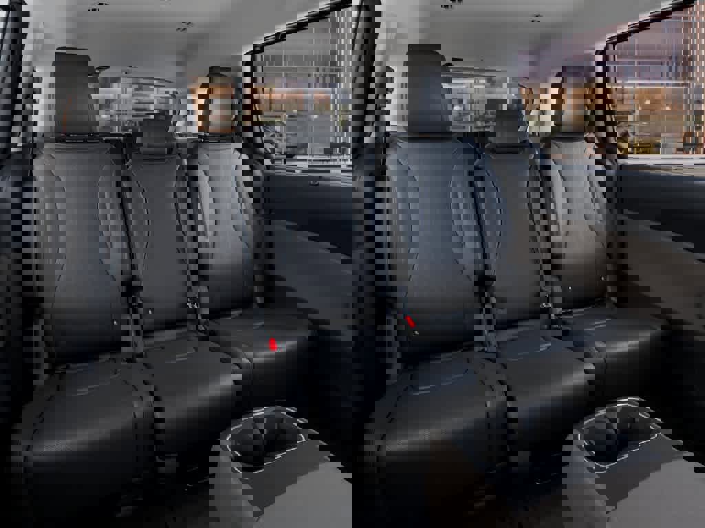 New 2026 Kia Carnival EX image 16