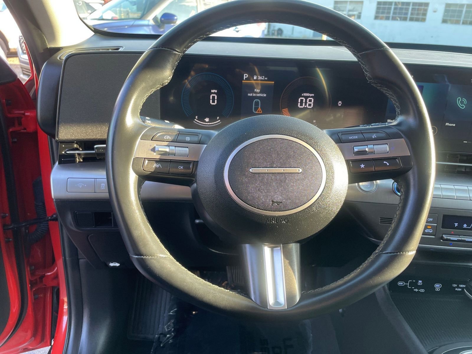 Used 2025 Hyundai Kona SEL image 28