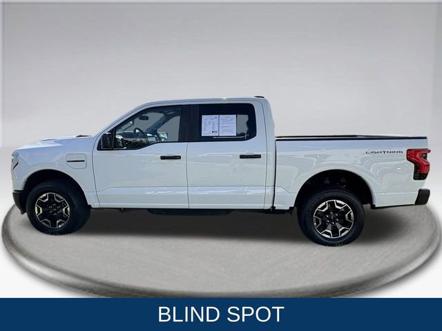 Used 2022 Ford F150 Lightning Pro image 10