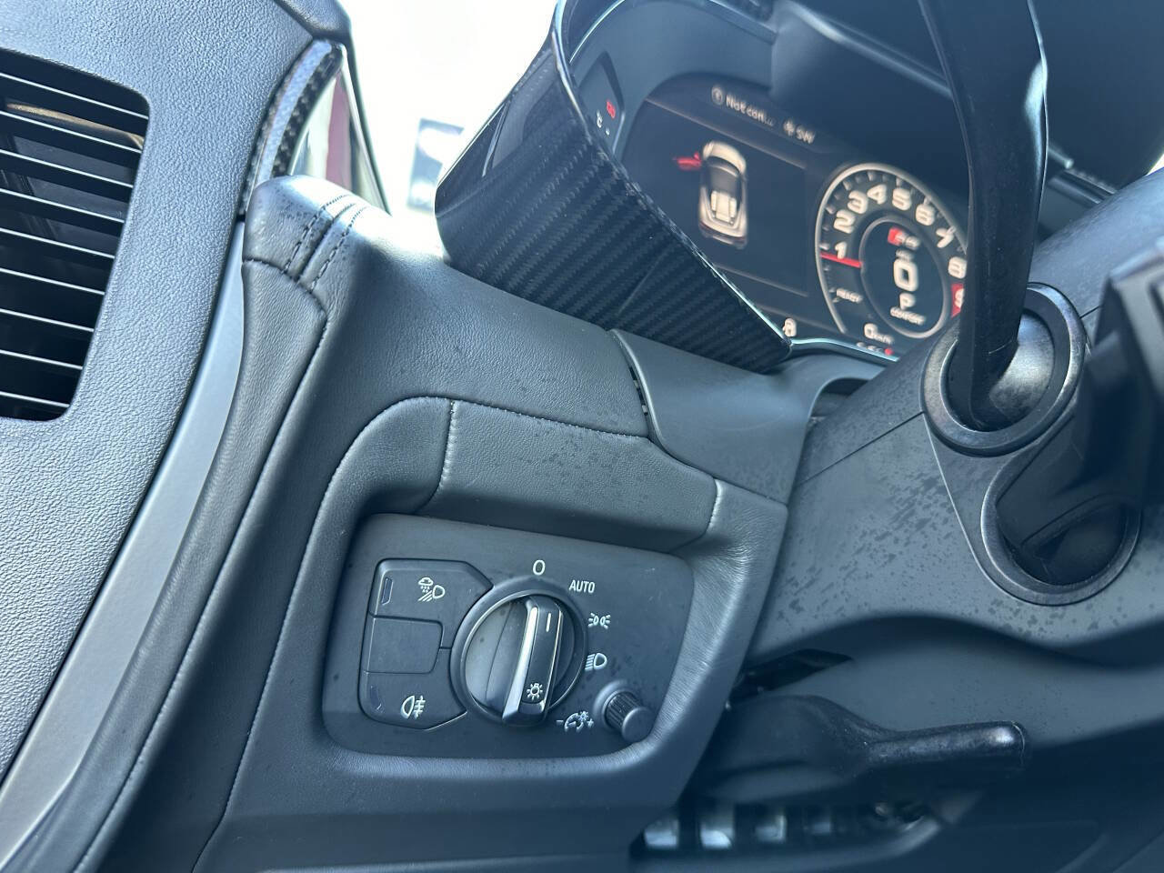 Used 2018 Audi R8 V10 plus image 32