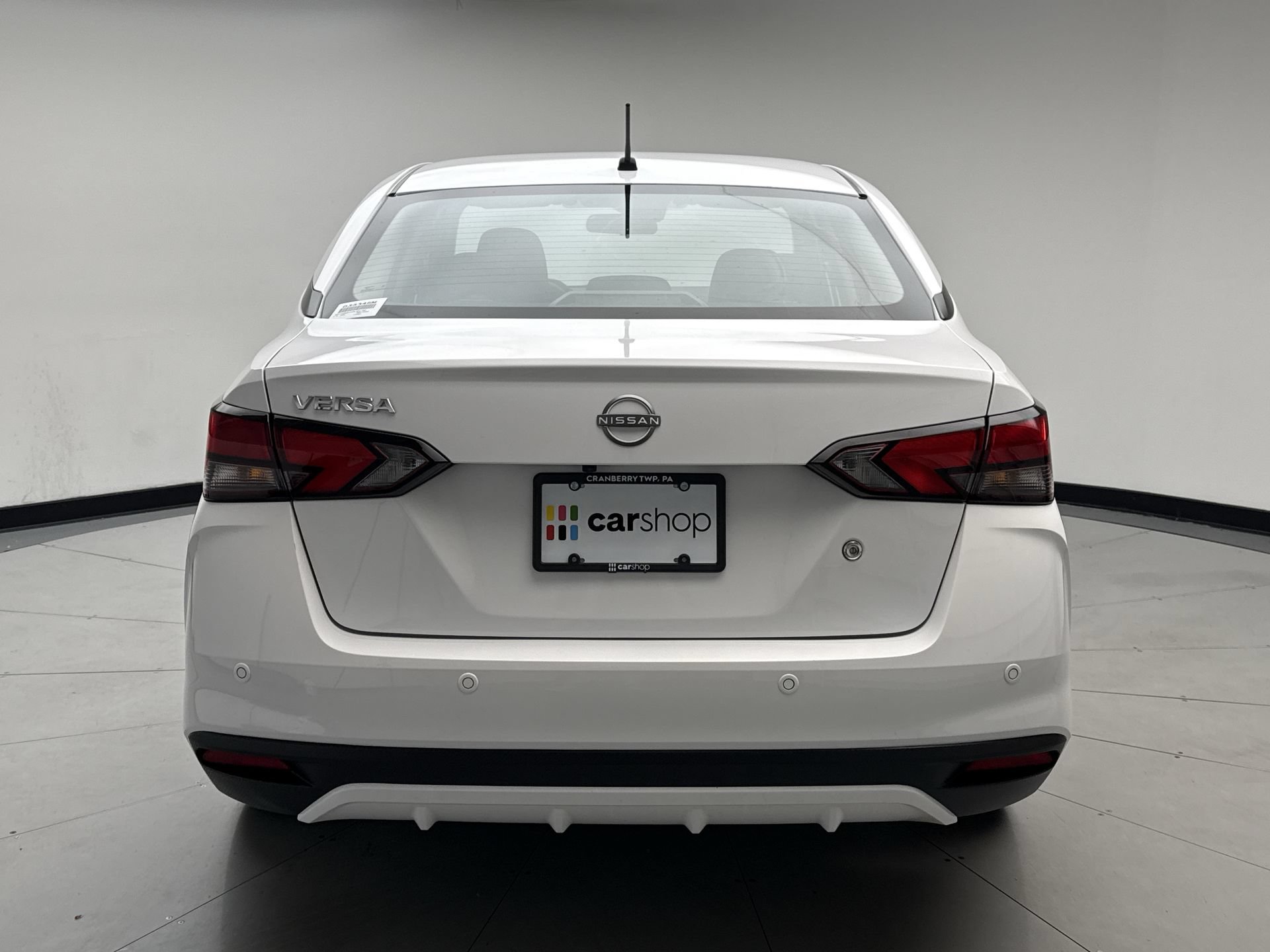 Used 2024 Nissan Versa S FWD image 4