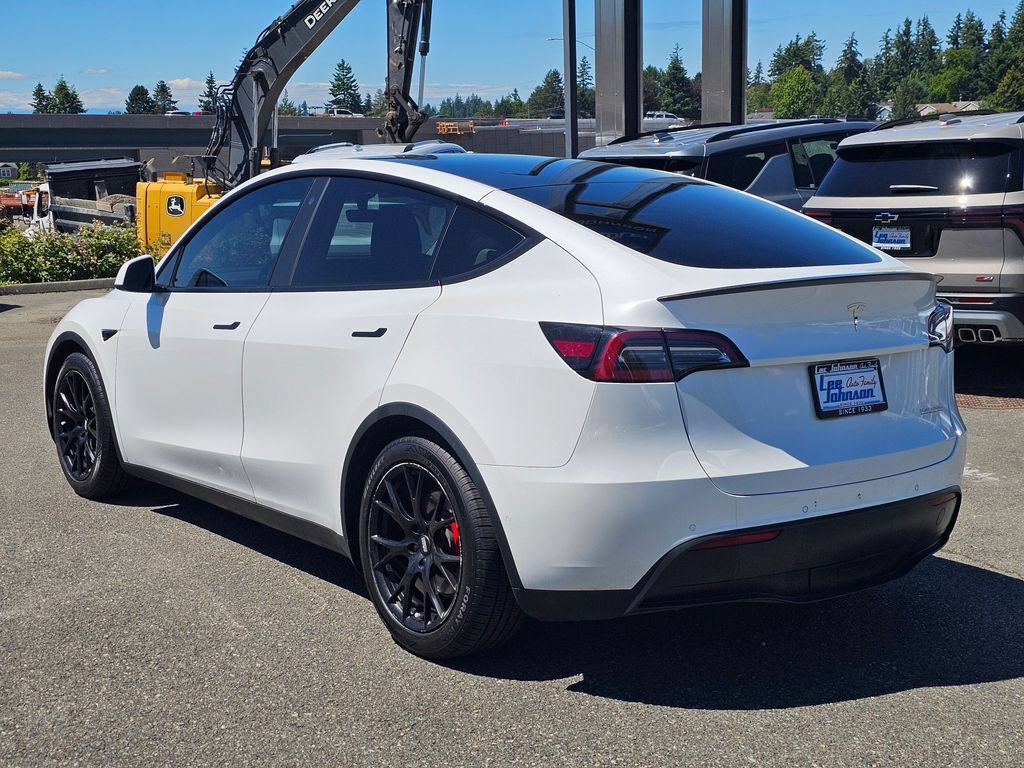 Used 2022 Tesla Model Y Performance AWD/4WD image 7