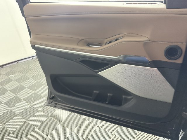 New 2027 Lincoln Navigator L Black Label AWD/4WD image 13