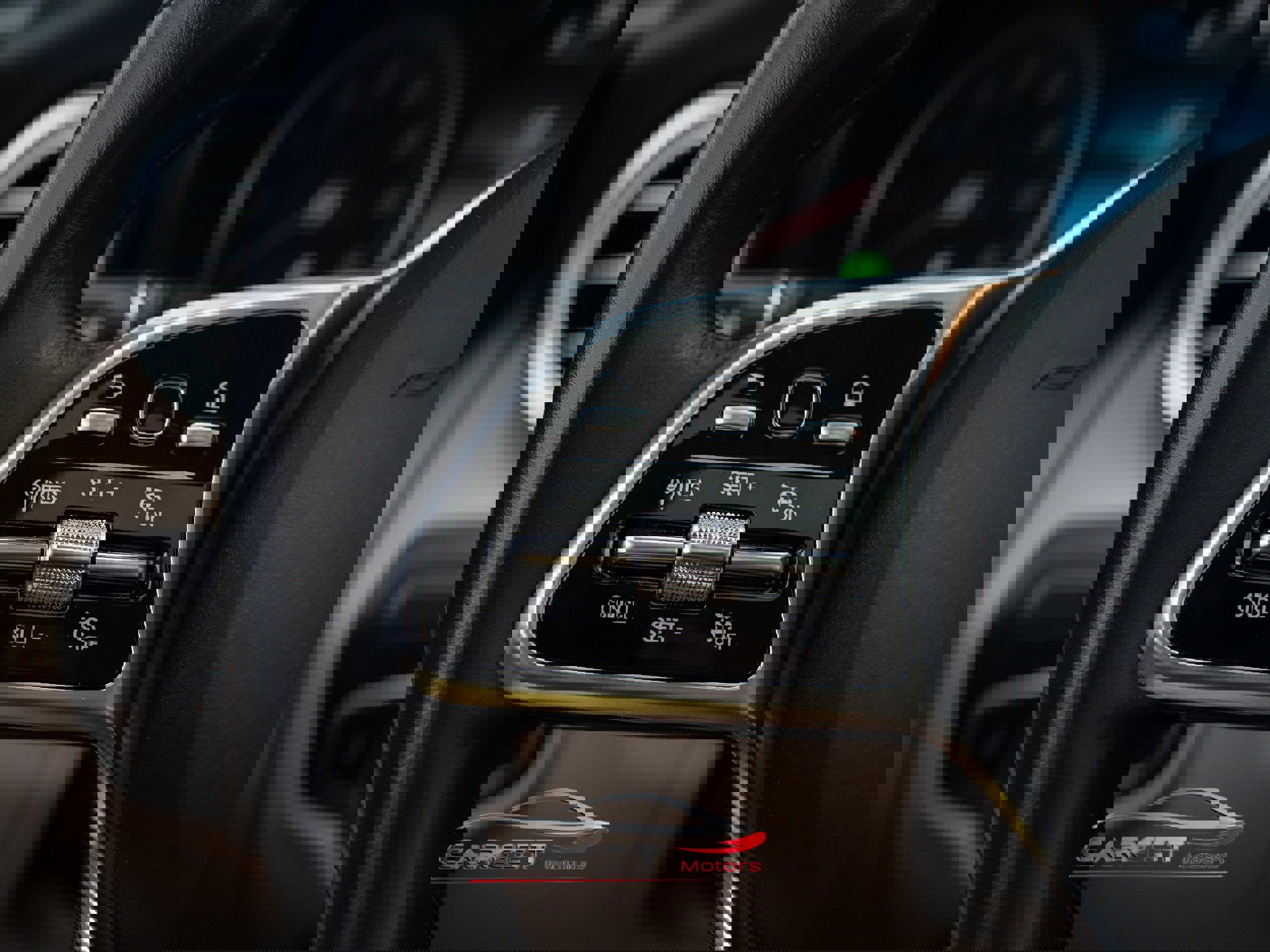 Used 2020 Mercedes-Benz GLC 300 4MATIC image 24